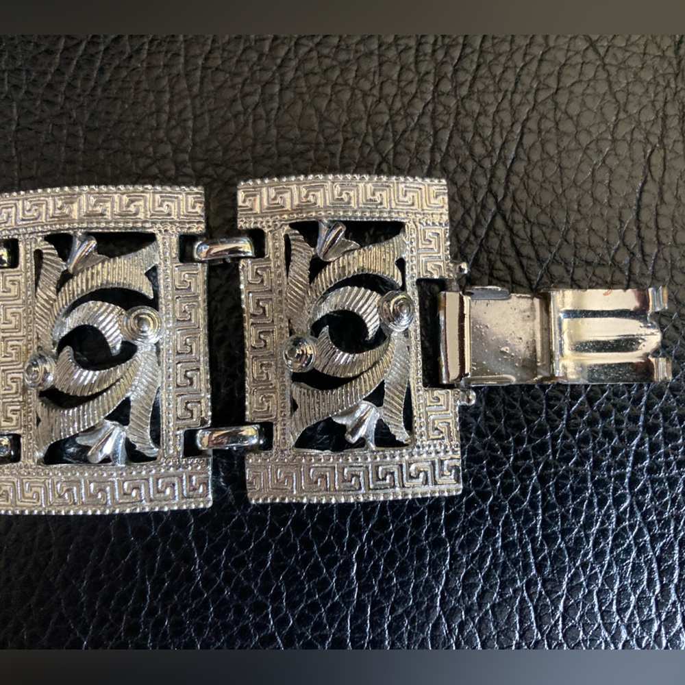 Silver-Tone Ornate Rectangular Hinged Floral Desi… - image 8